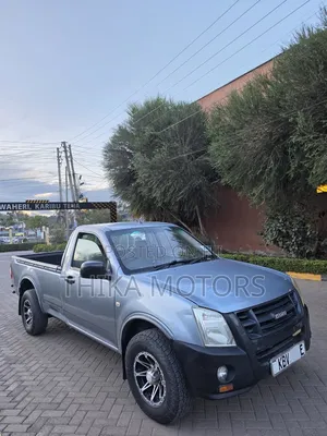 Isuzu D-MAX 2013 Gray
