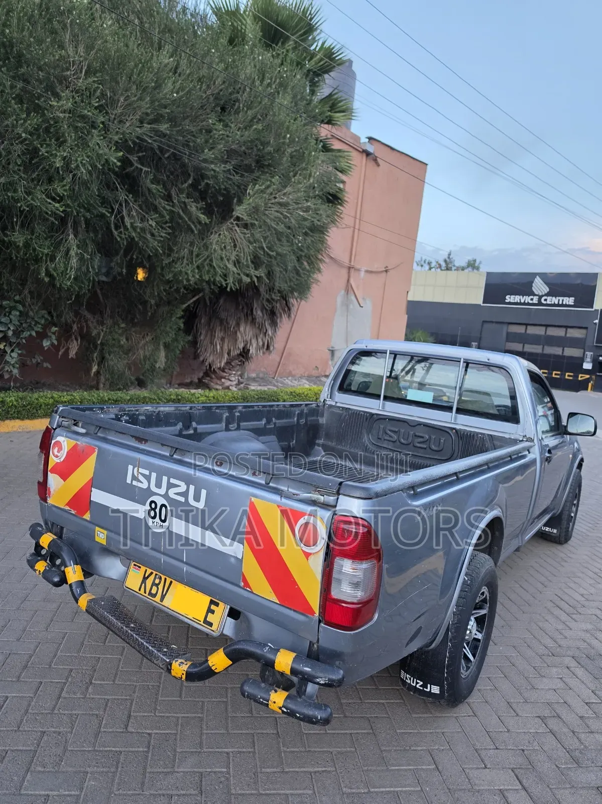 Isuzu D-MAX 2013 Gray