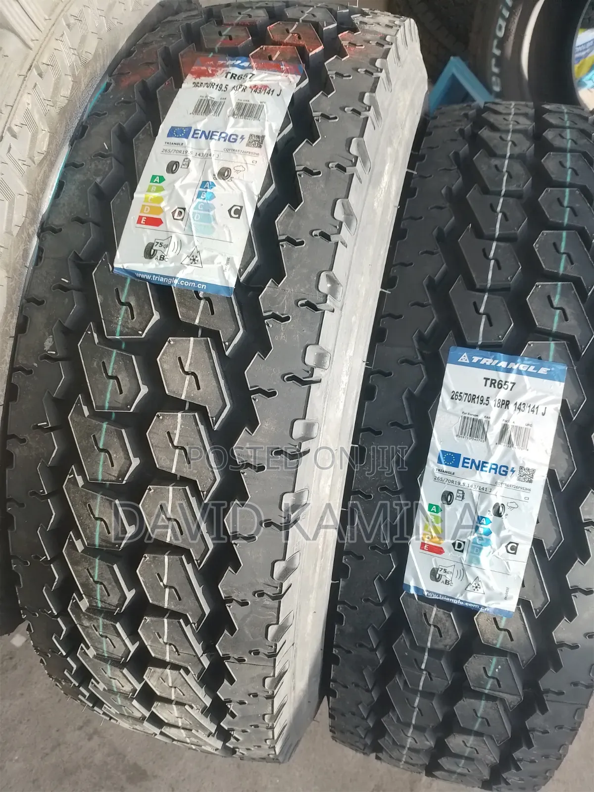 265/70 R19.5 Triangle