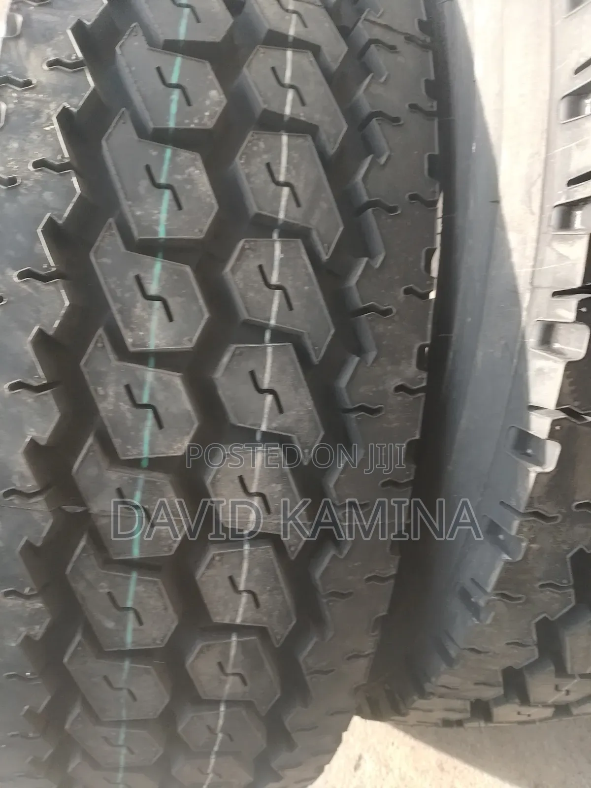 265/70 R19.5 Triangle