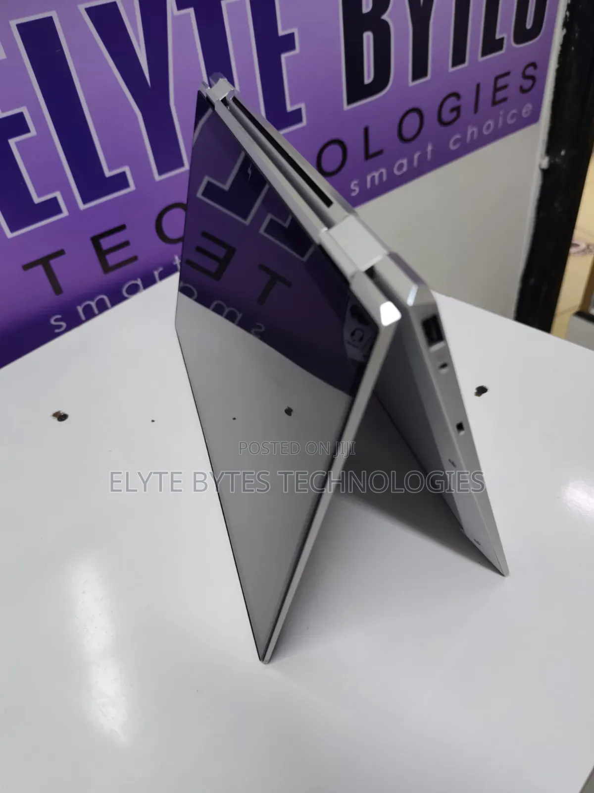 Laptop HP EliteBook 1040 G8 16GB Intel Core i7 SSD 512GB