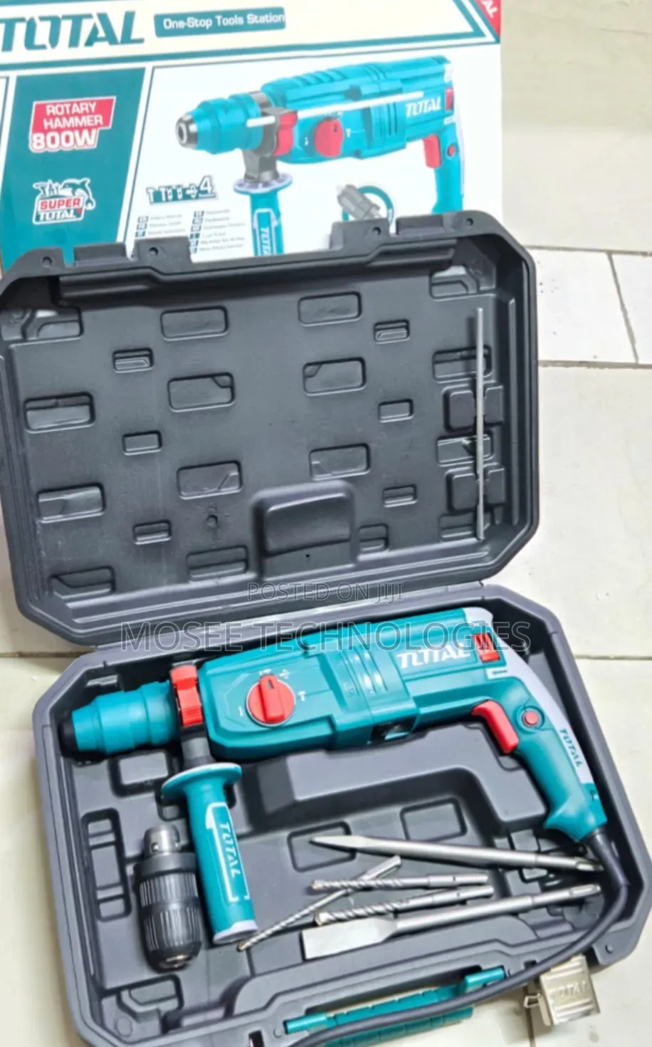 TOTAL 800W Multi-Purpose Rotary Hammer Drilling Machine