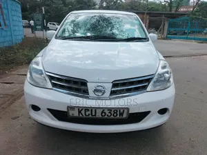 Nissan Tiida 2011 White