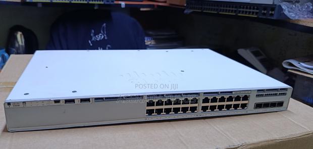 Cisco Catalyst 9200L 24 PoE+ 4x1G Switch