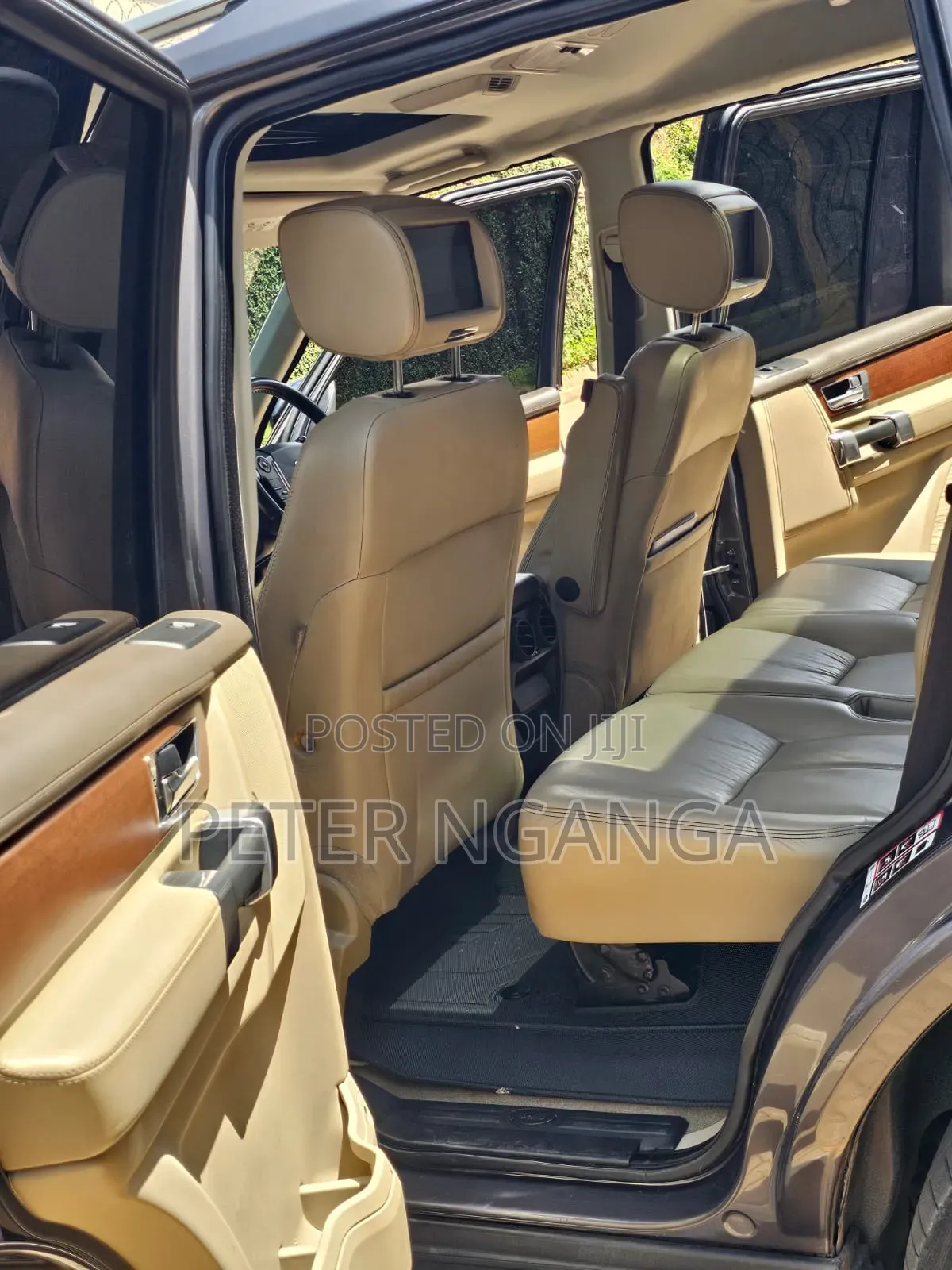 Land Rover Discovery 2016 Gray