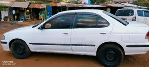 Nissan Sunny 2004 White