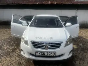 Toyota Premio 2010 White