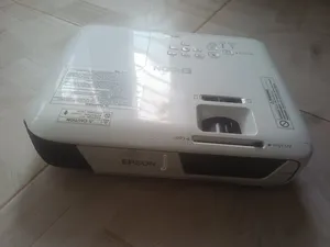 Epson Projector Epson EB-S31 3LCD Projector in Good Condition