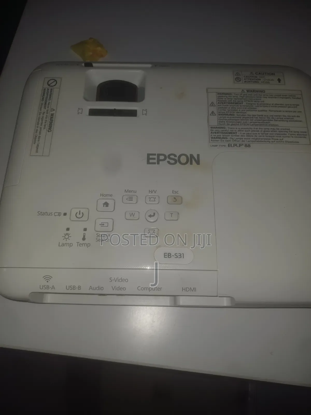 Epson Projector Epson EB-S31 3LCD Projector in Good Condition
