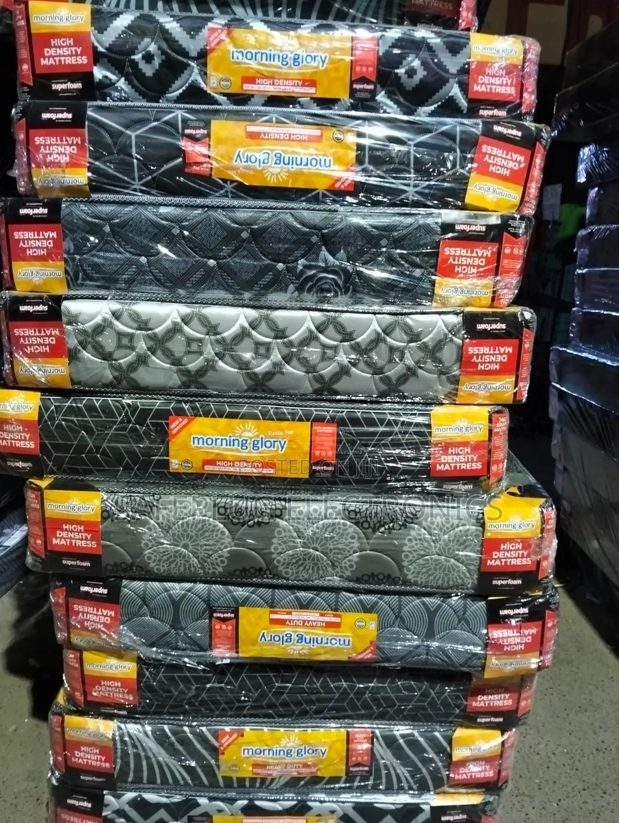 Morning Glory Standard Double Medium Density Plain Mattress (41⁄2×6)