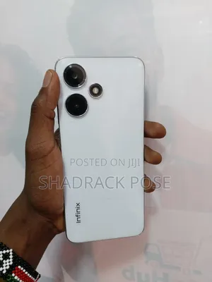 Infinix Hot 30 Play 128 GB White