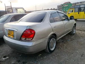 Nissan Bluebird 2007
