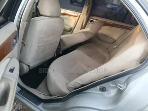 Nissan Bluebird 2007