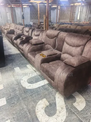 Semi Recliner