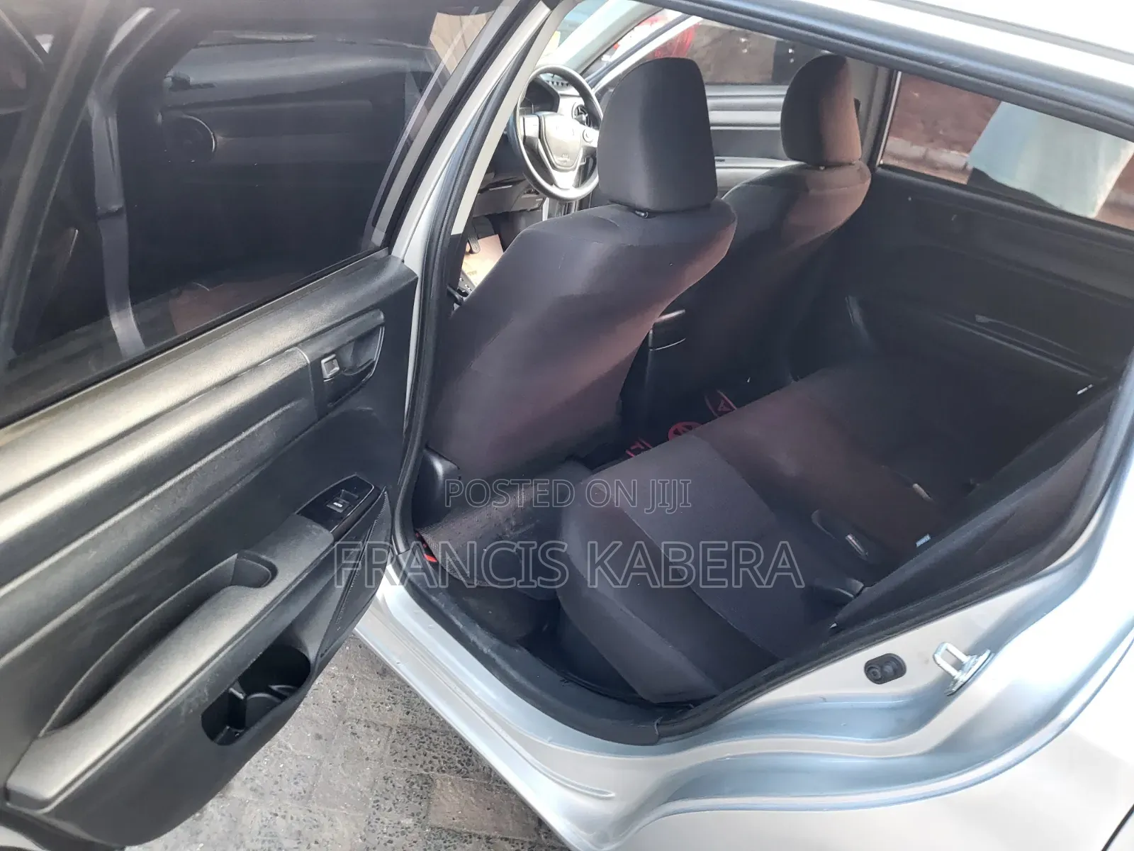 Toyota Corolla Fielder 2017 Silver