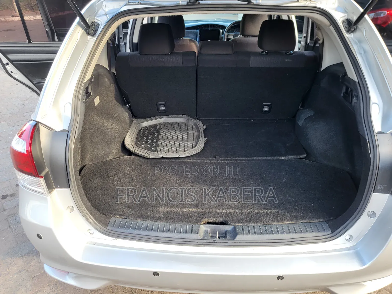 Toyota Corolla Fielder 2017 Silver
