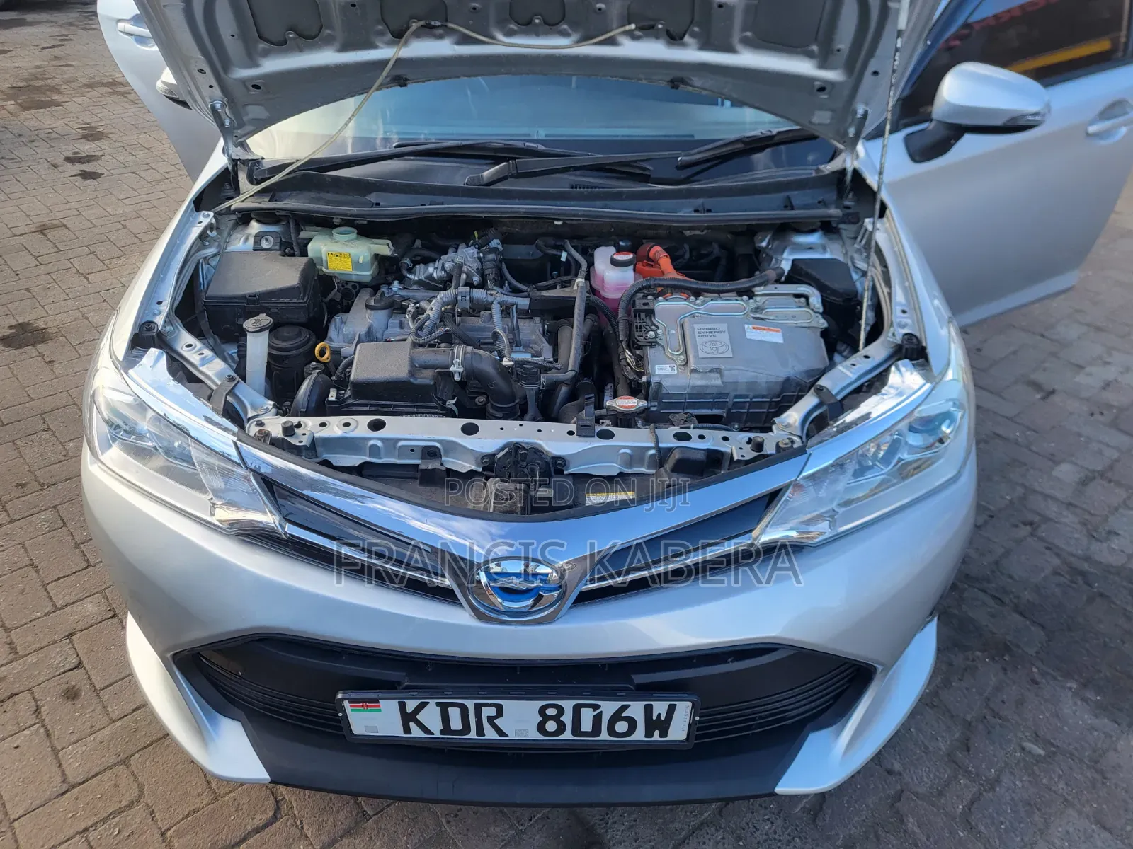 Toyota Corolla Fielder 2017 Silver