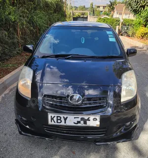 Toyota Vitz 2008 Black