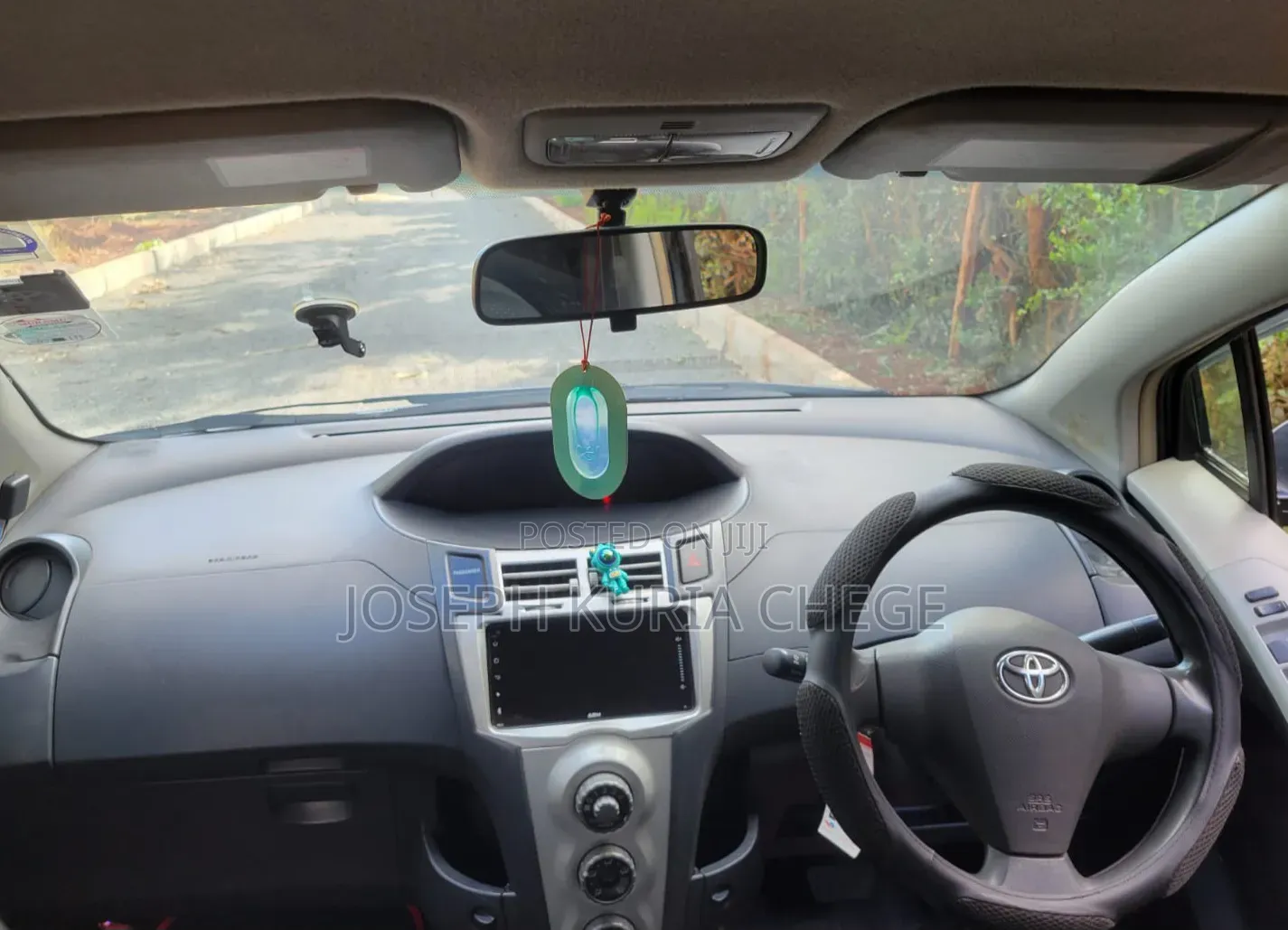 Toyota Vitz 2008 Black