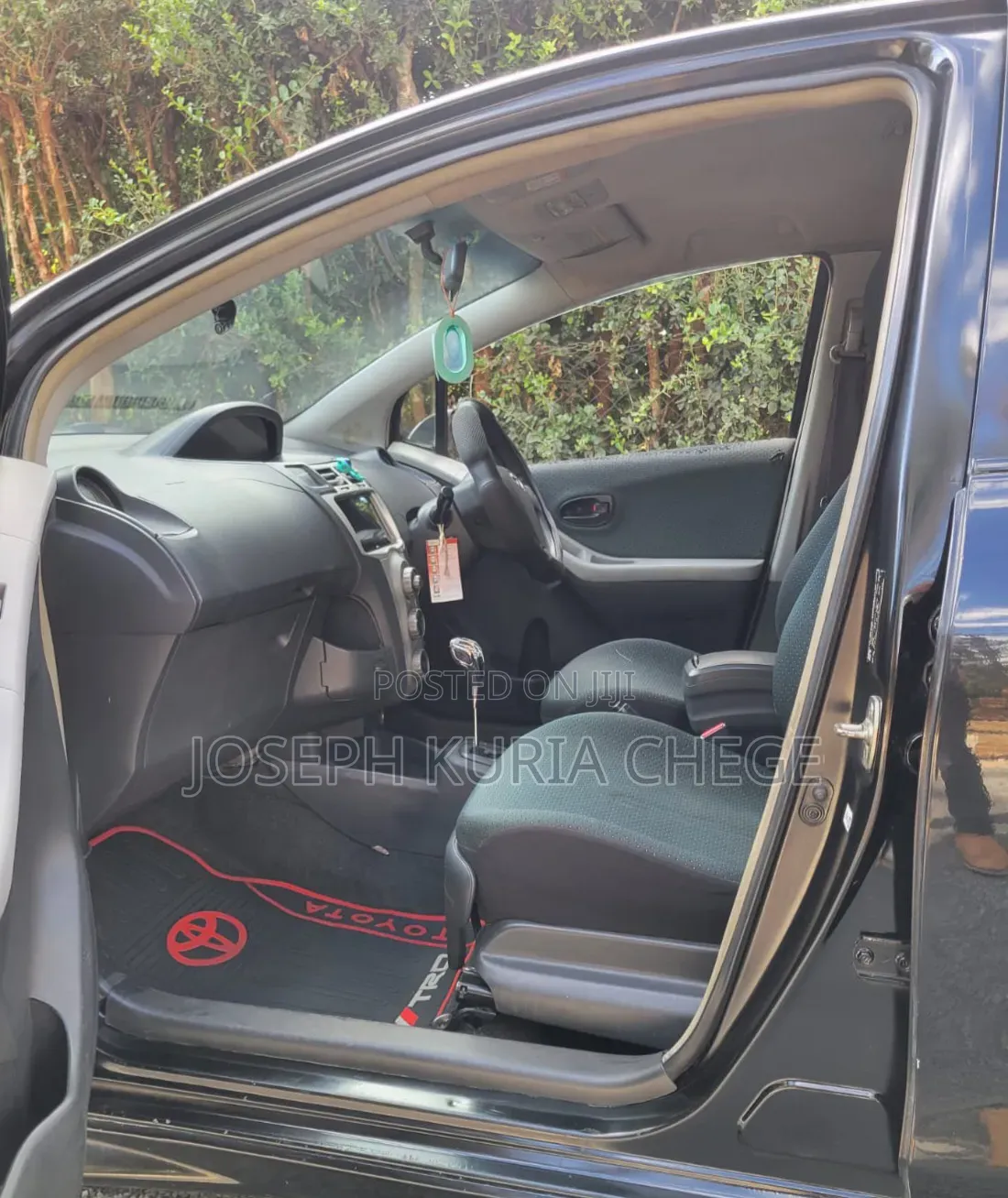 Toyota Vitz 2008 Black