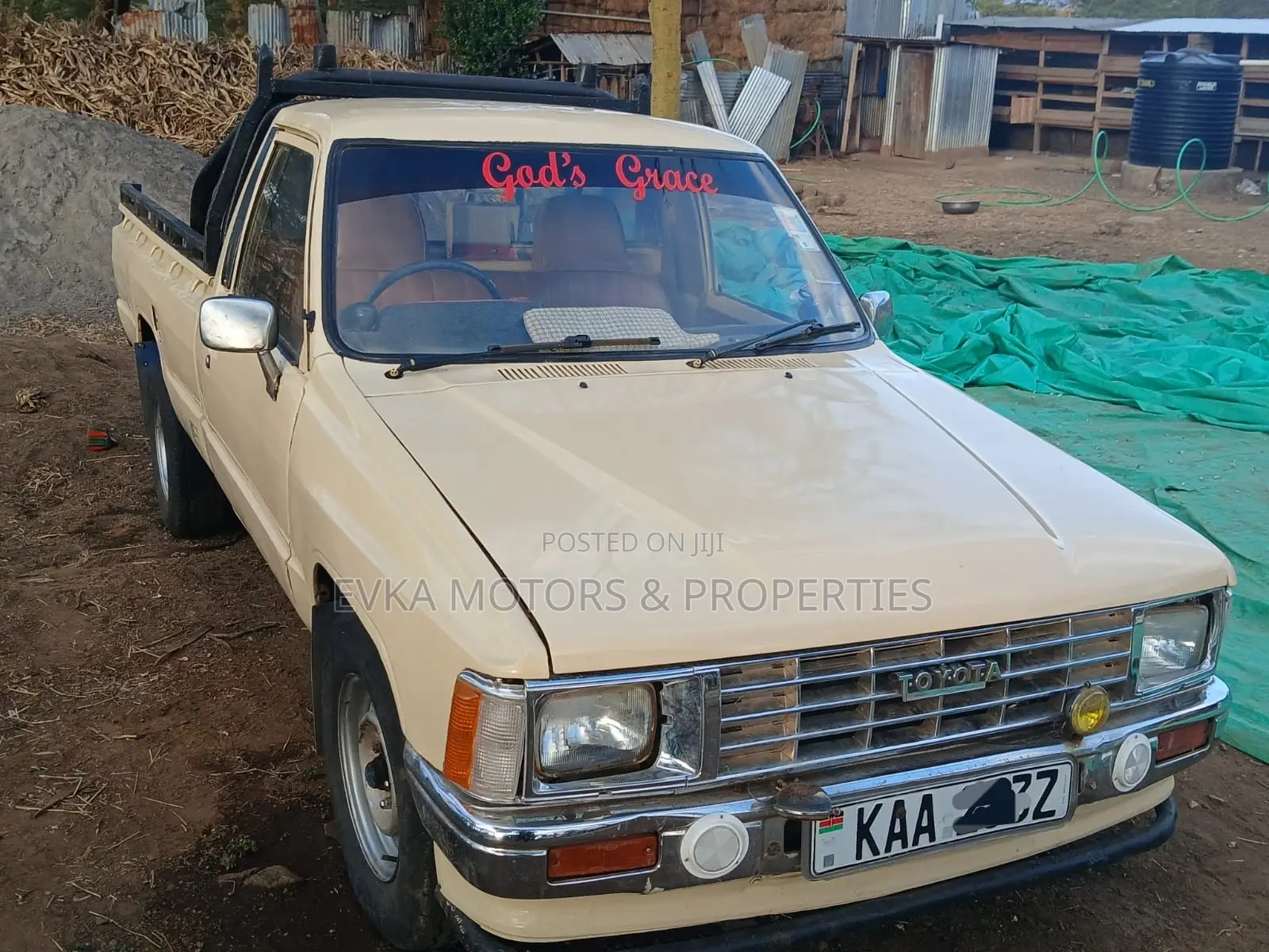 Toyota Hilux 1998 Yellow