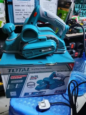 Total Tl 1050w Electric Planer