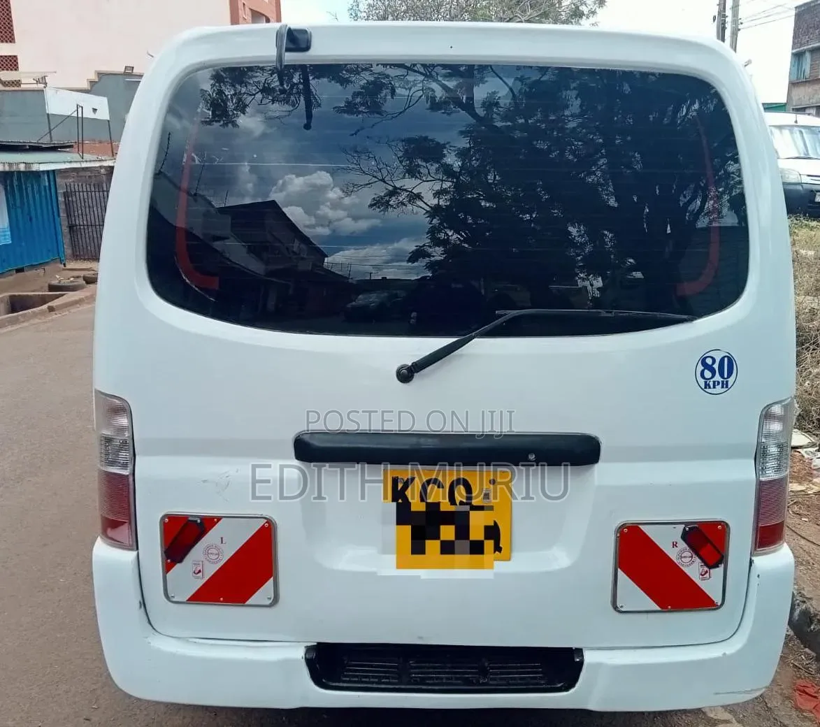 Nissan Caravan 2010 White