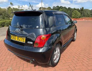 Toyota IST 2007 Black