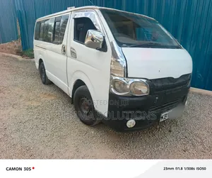Toyota HiAce 2008 White