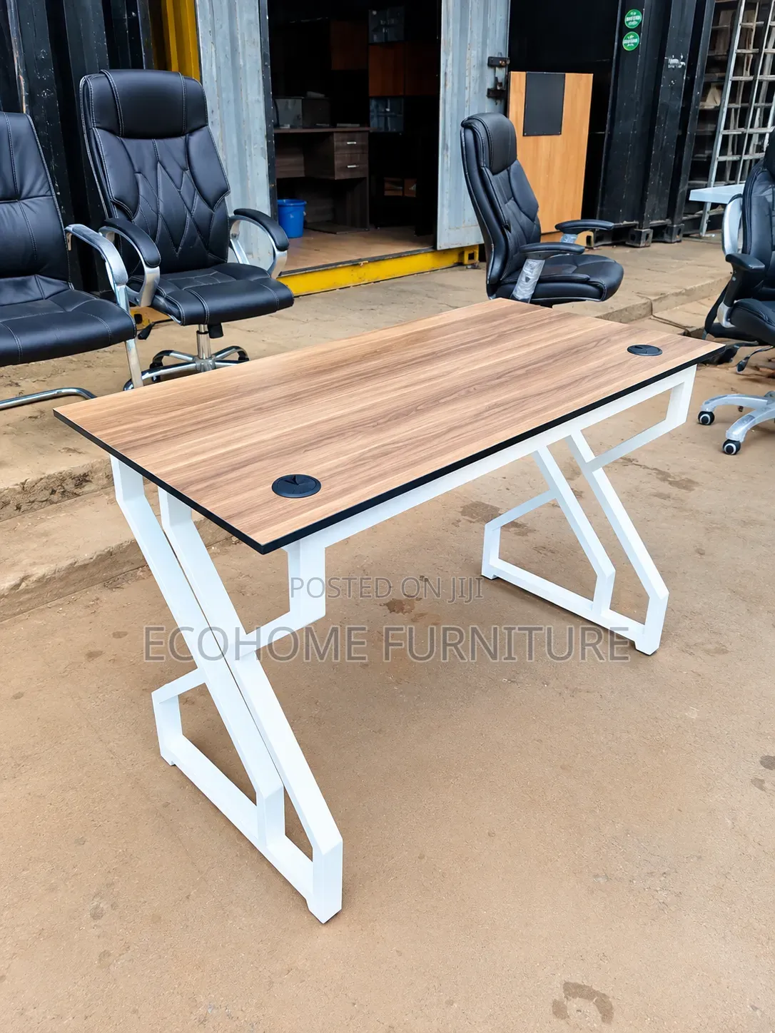 Office Desk MDF Tabletop With Modern Metal Frame