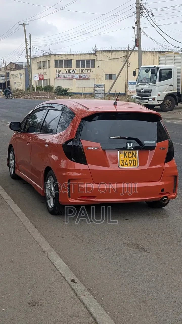 Honda Fit 2011 Orange