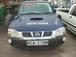 Nissan Hardbody 2013 Blue