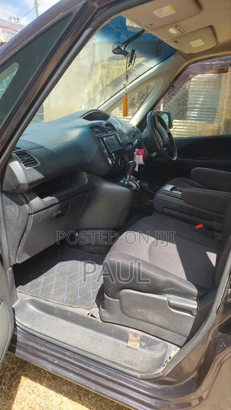 Nissan Serena 2012 Purple