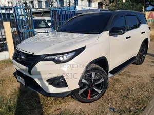 Toyota Fortuner 2019
