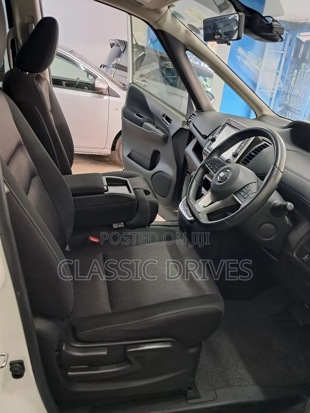 Nissan Serena 2019