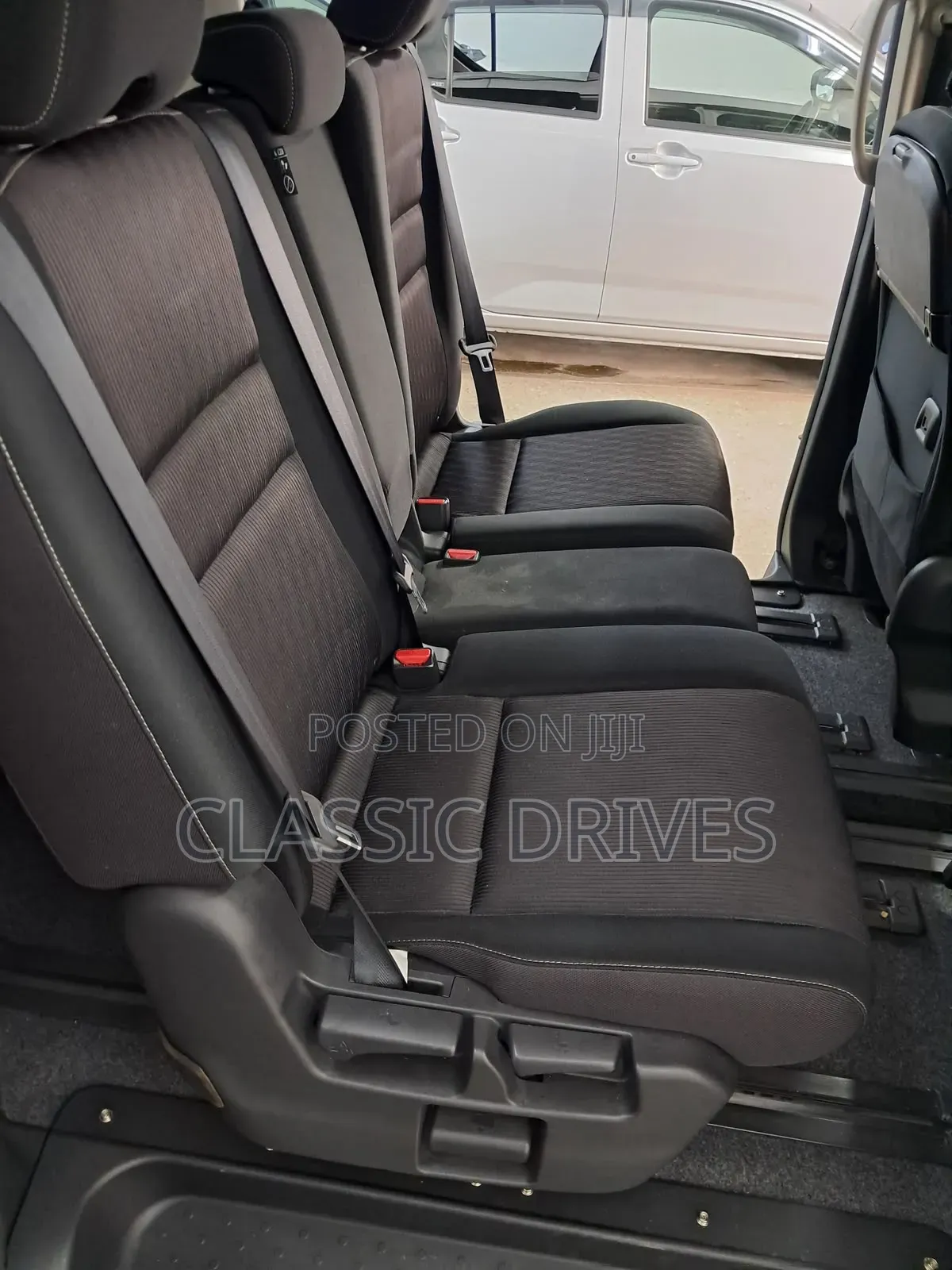 Nissan Serena 2019