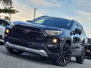 Toyota RAV4 Adventure 2019 Black