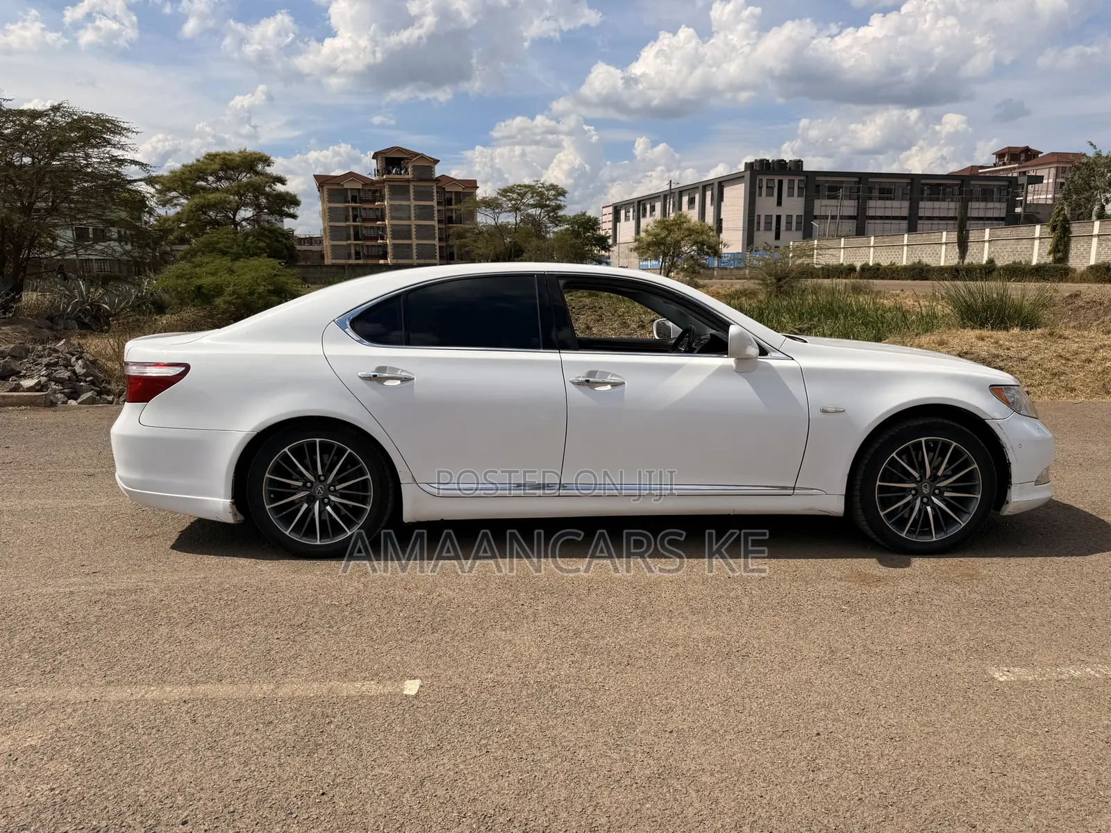 Lexus LS 460 L RWD 2007 White