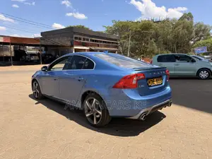 Volvo S60 2014 Blue
