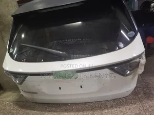 Toyota Harier 2019 Boot/Tailgate Electric