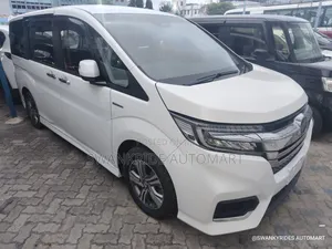 Honda Stepwgn 2019 White