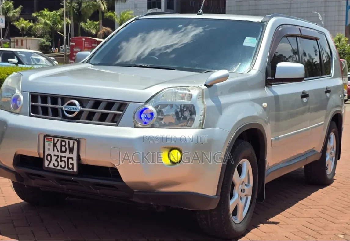 Nissan X-Trail 2008 Silver