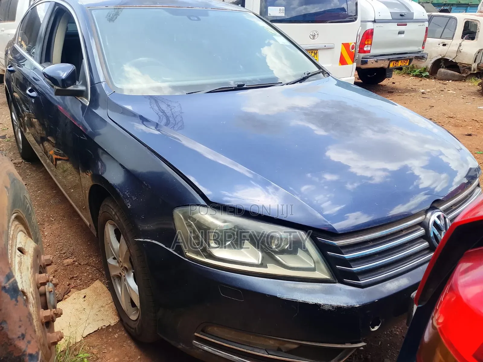 Volkswagen Passat 2013 Blue