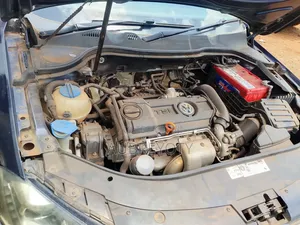 Volkswagen Passat 2013 Blue