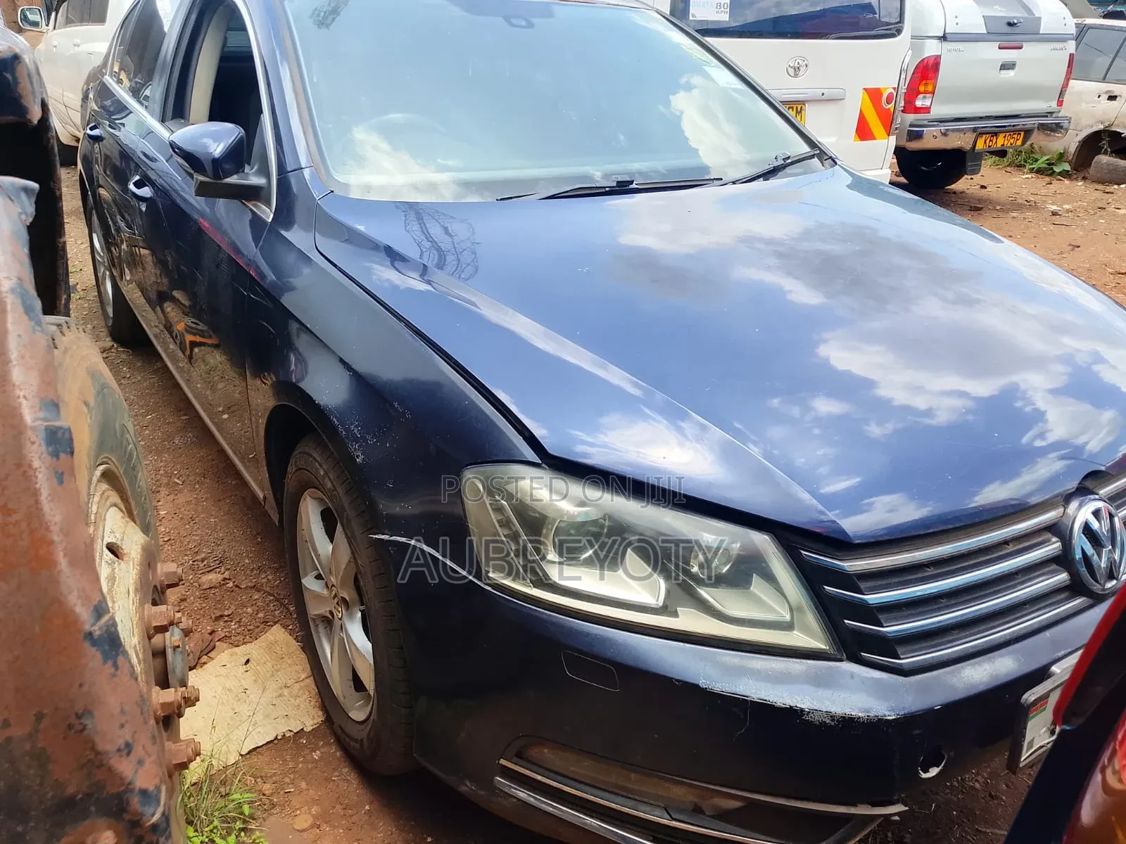 Volkswagen Passat 2013 Blue