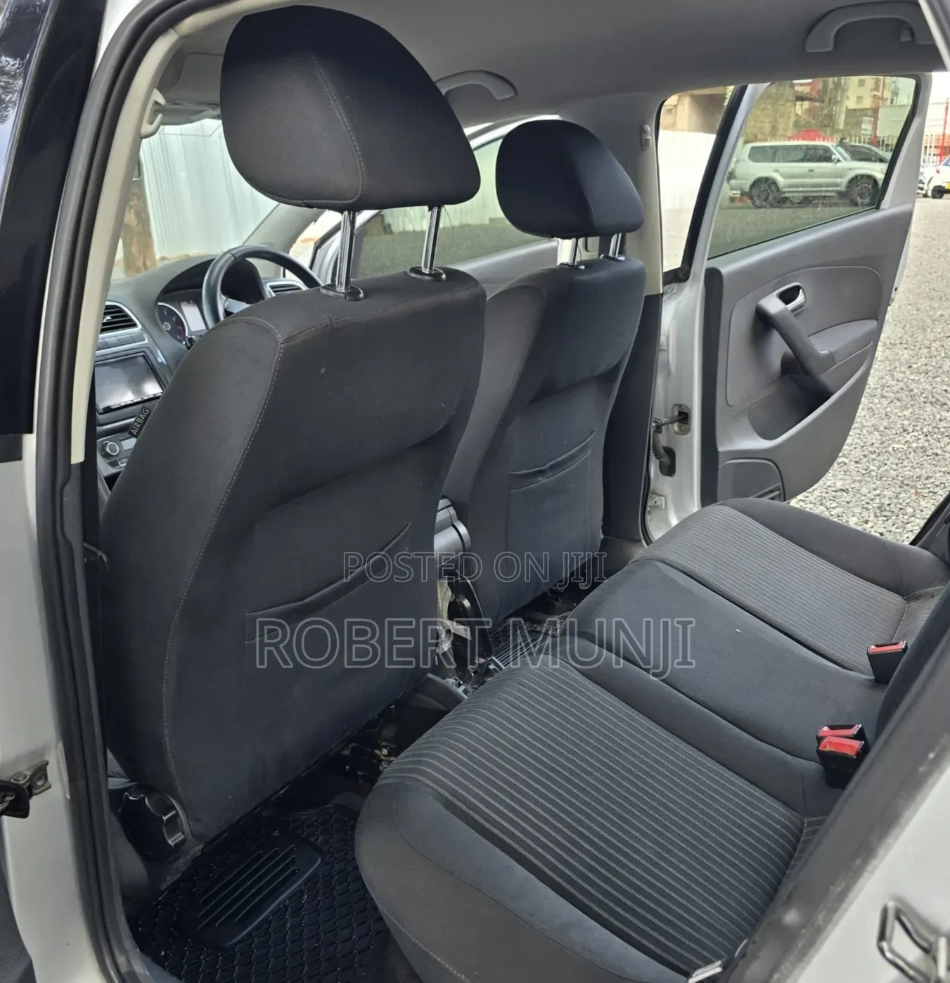 Volkswagen Polo 2012 Silver