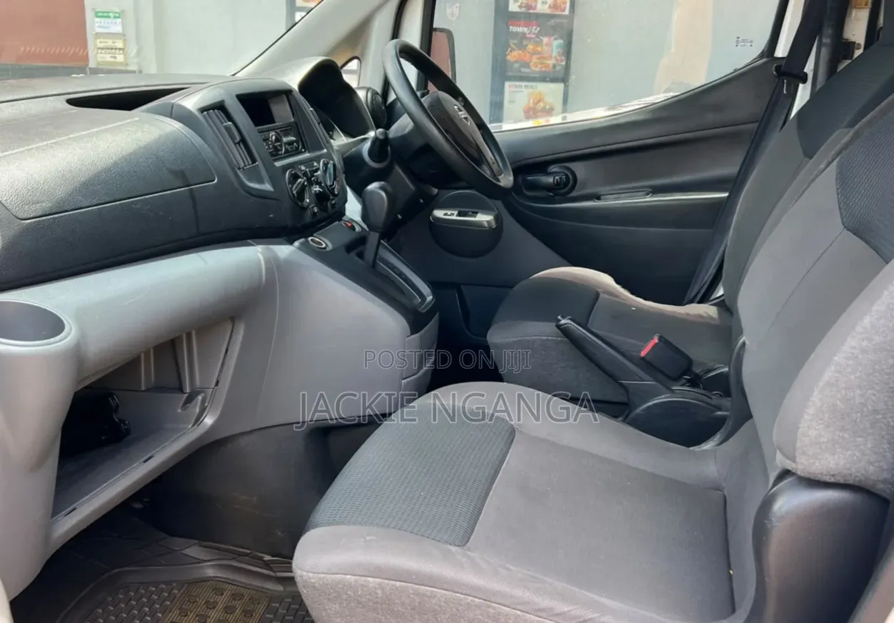 Nissan NV200 S 2016 White