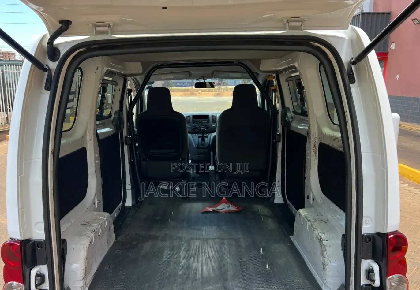 Nissan NV200 S 2016 White