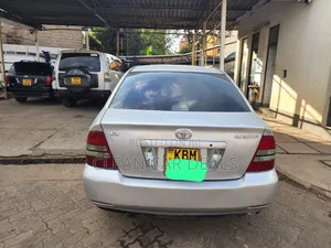 Toyota Corolla 2005 Silver