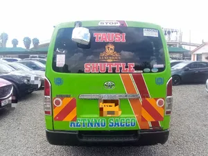 Toyota HiAce 2017 Green
